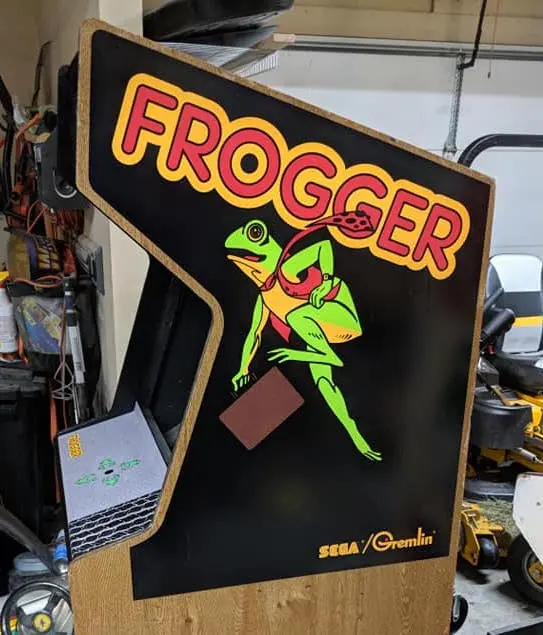 Frogger Side Art 1