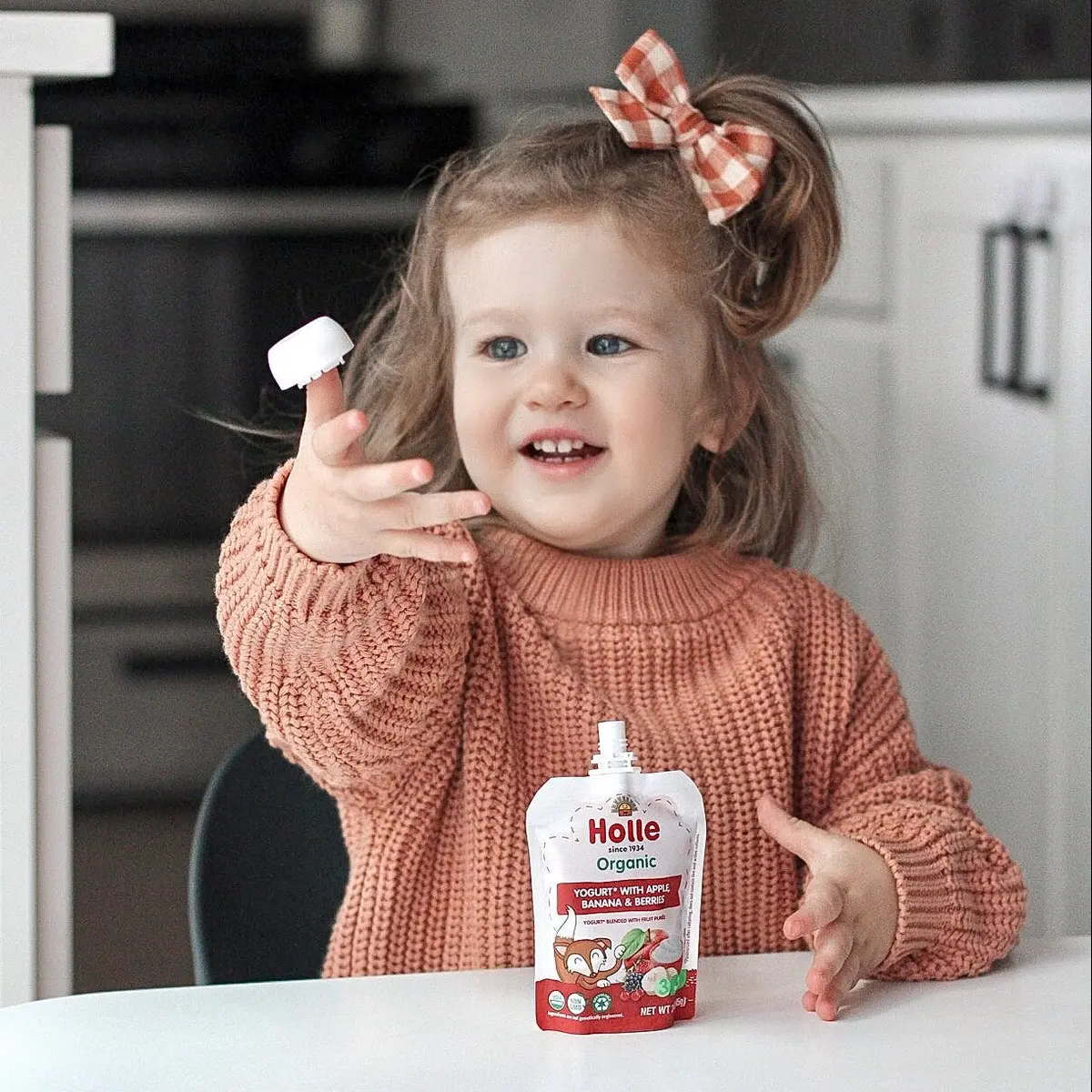 Holle Organic Yogurt Pouches - Apple, Banana & Berries 2