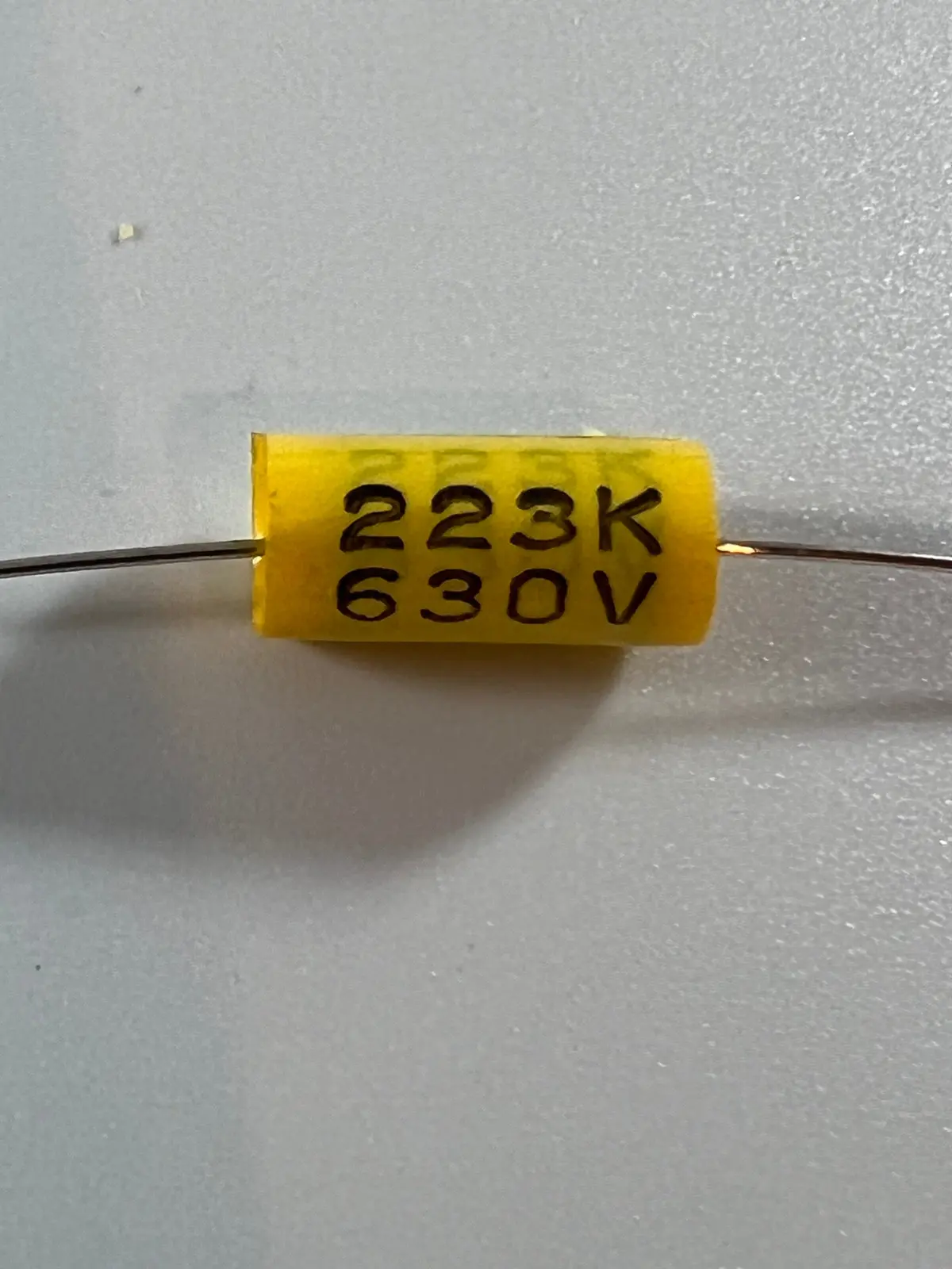 Capacitor - Metal Film Tubular - .022Uf @ 630 Vdc - Capacitor 1