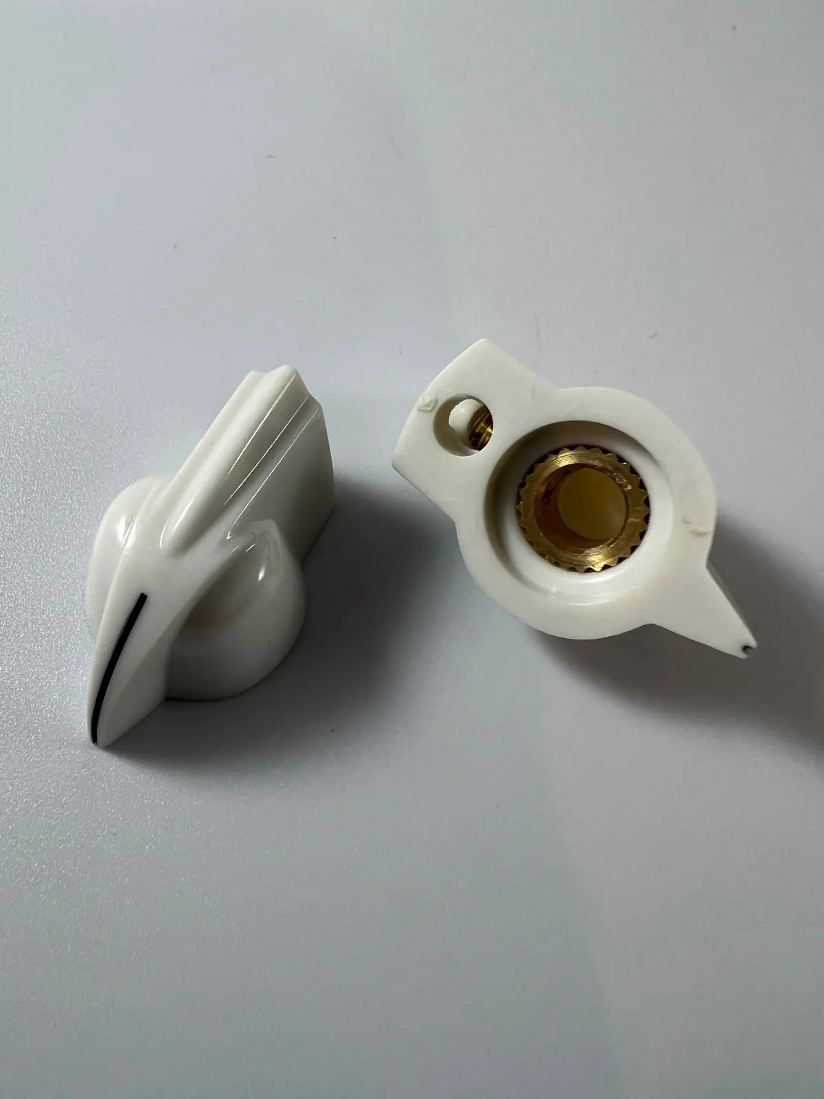 Chicken Head Knob - White 1