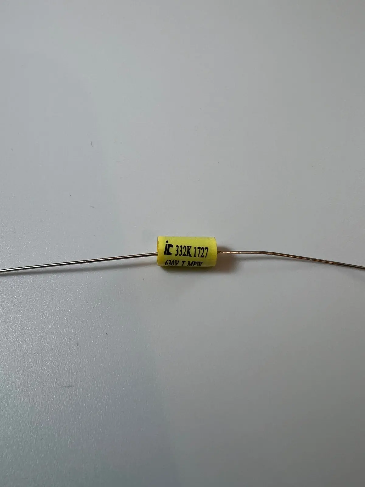 Capacitor - .0033Uf @ 630 Vdc - Polypropylene, Axial Leads - Illinois Capacitor 2