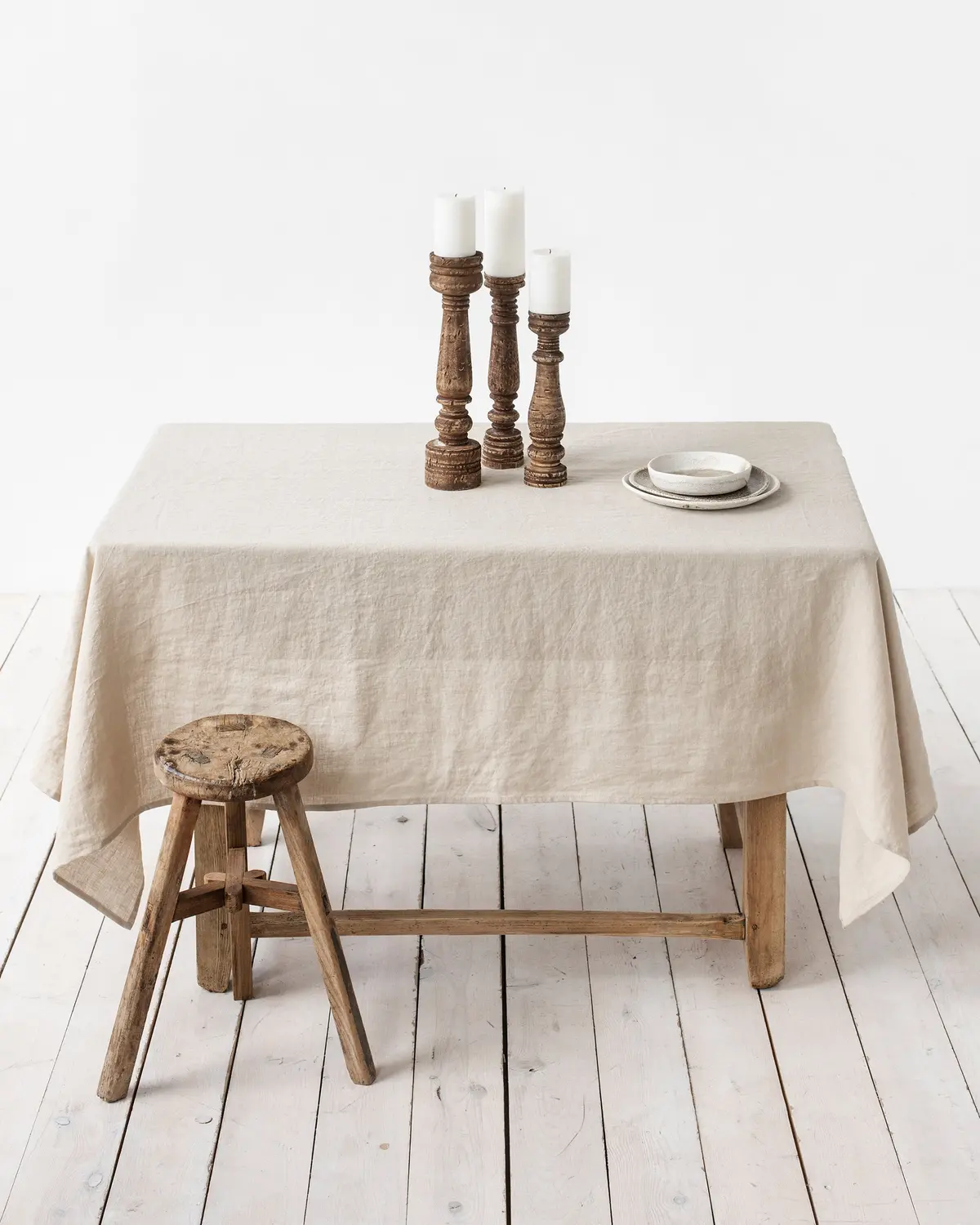 Magiclinen Natural Linen Tablecloth 1