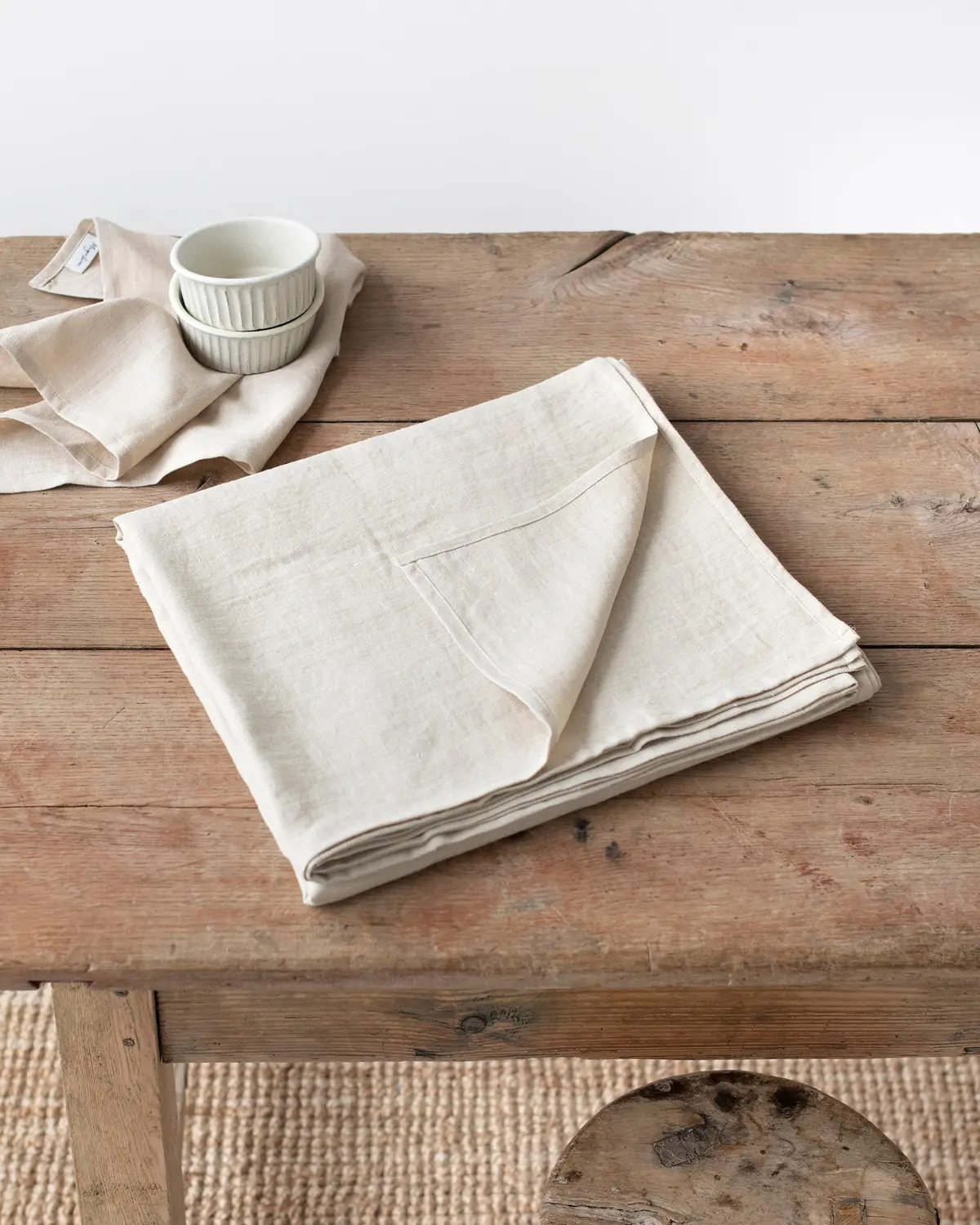 Magiclinen Natural Linen Tablecloth 3