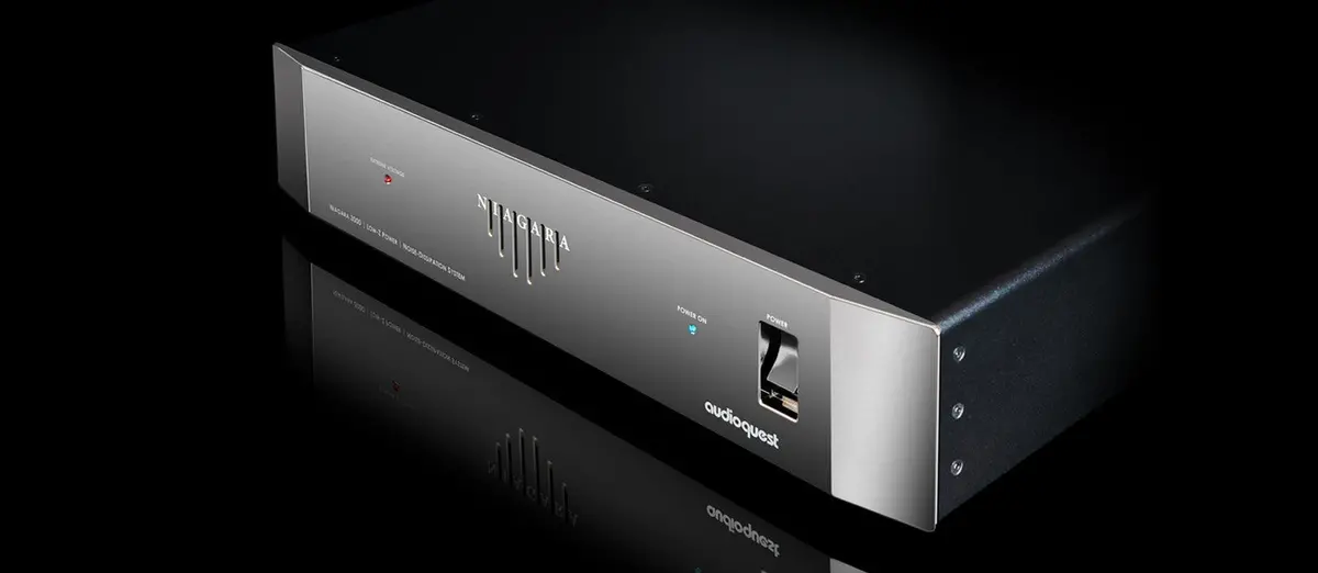 Audioquest Niagara 3000 Power Conditioner 1