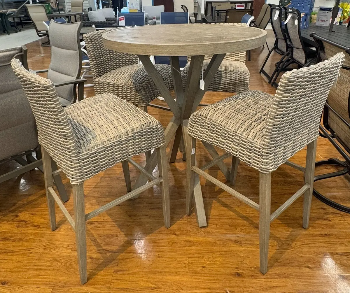 Outlet Carolina Bar Furniture Set 1