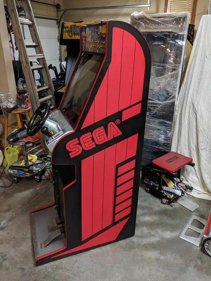 Outrun Mini Side Art 1