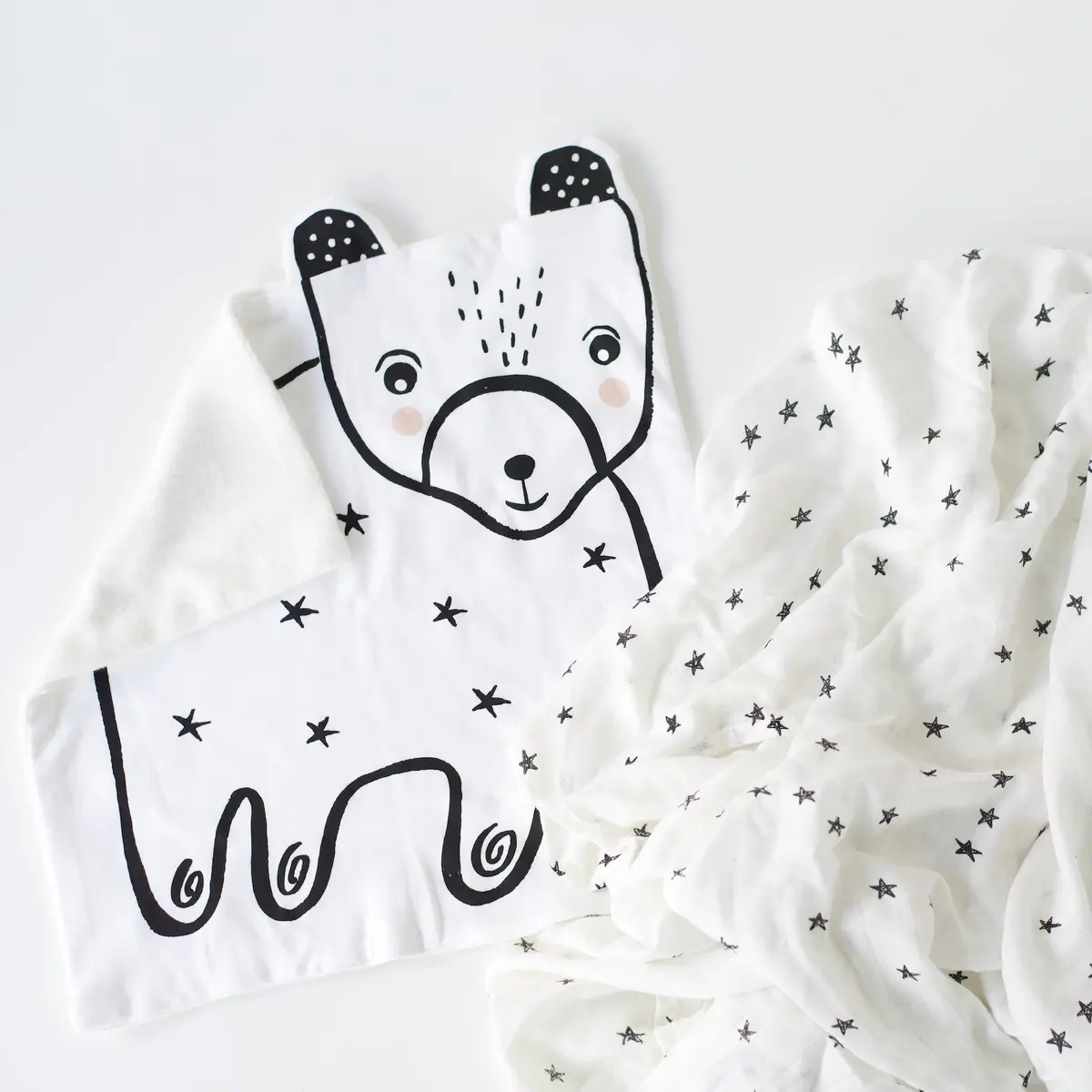 Wee Gallery Stars Snuggle Bundle 1