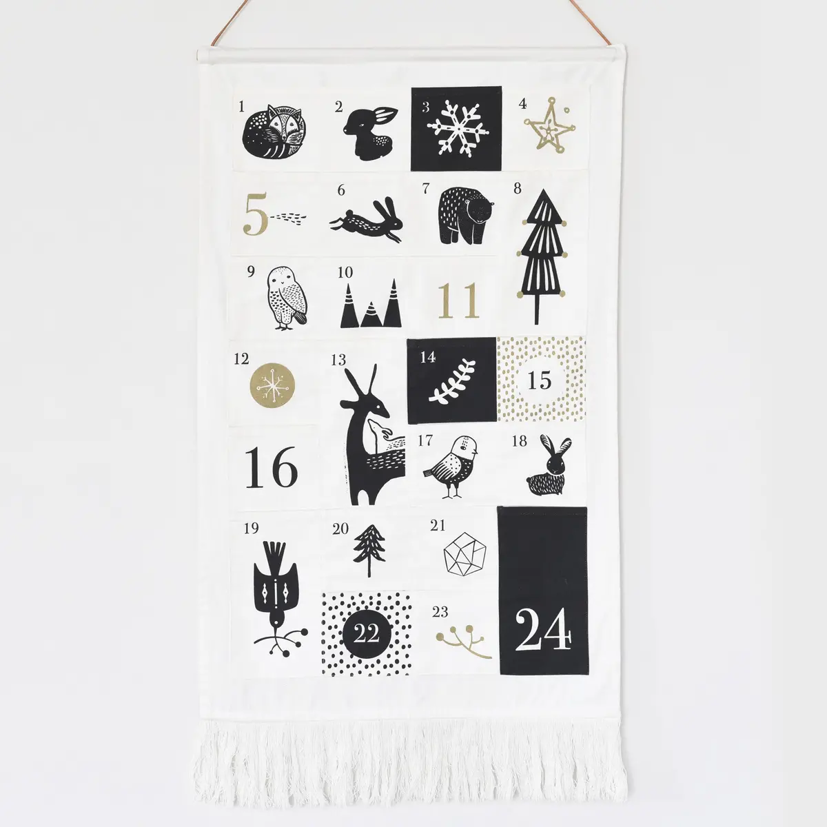 Wee Gallery 24 Pocket Advent Calendar - Winter Animals 1
