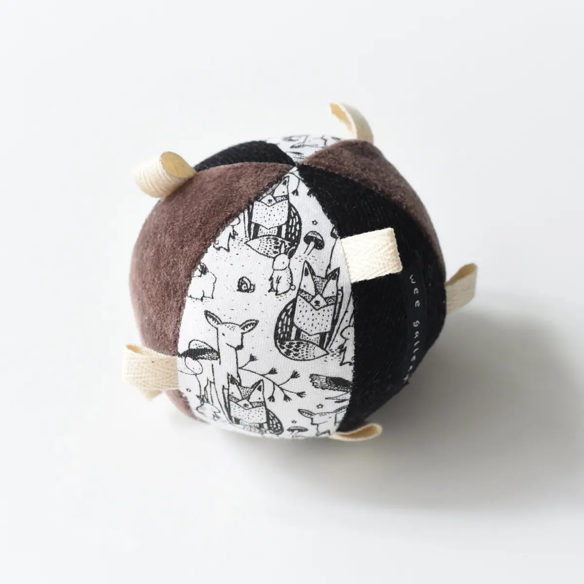 Wee Gallery Taggy Ball With Rattle - Woodland 1