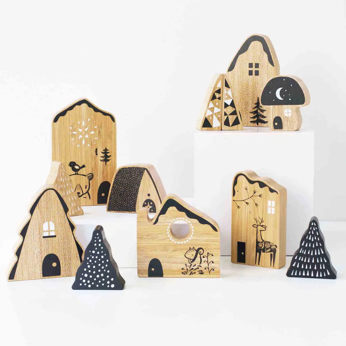 Wee Gallery Woodland Village 1