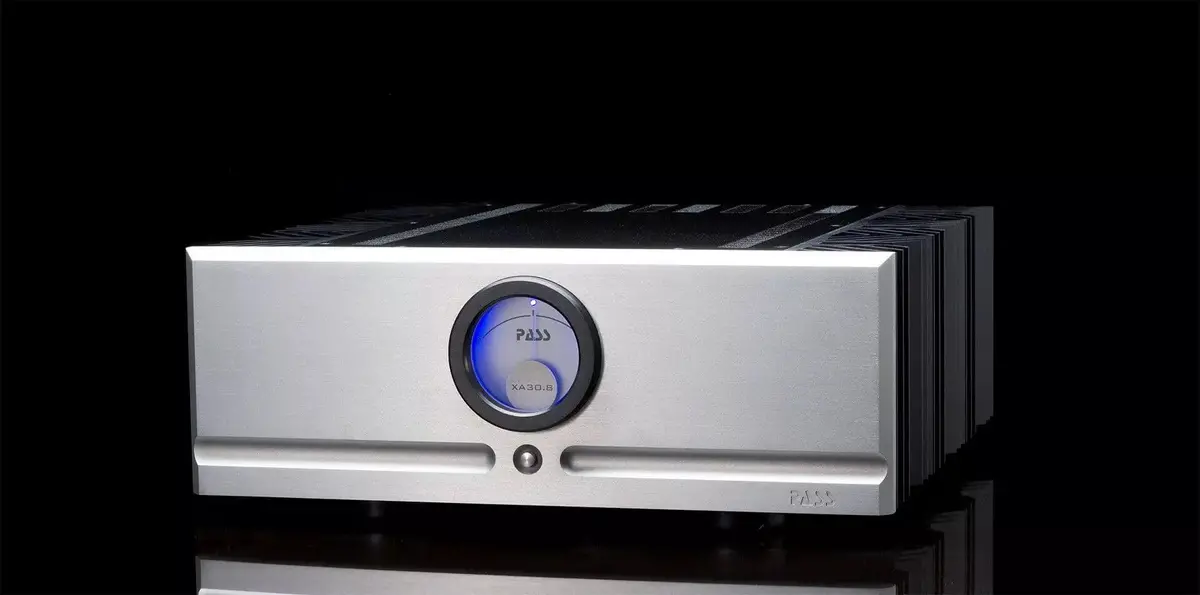 Pass Labs Xa30.8 Stereo Amplifier 1