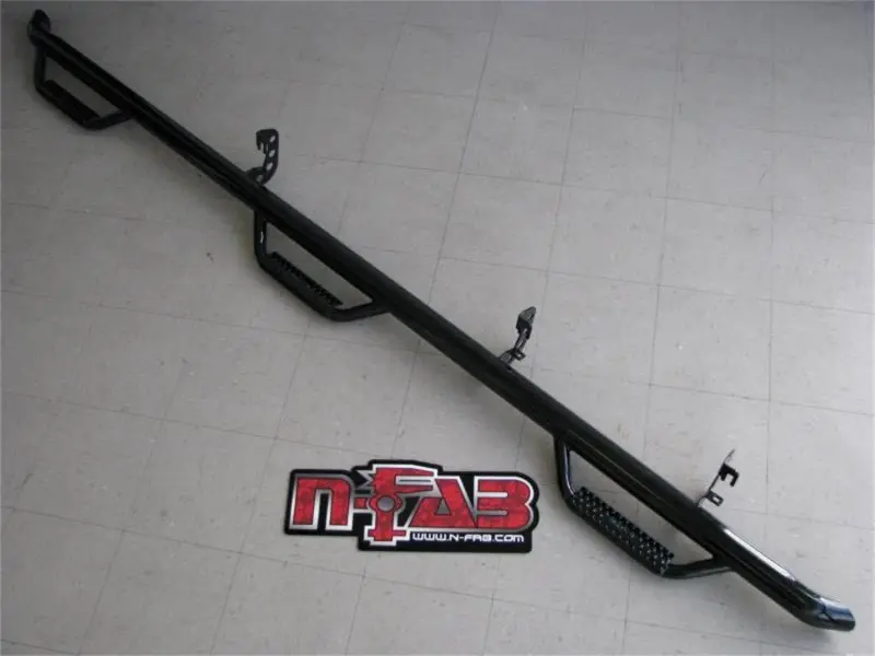 N-Fab Nerf Step Side Steps For 2007–2013 Chevy/Gmc 2500/3500 Extended Cab (6.5-Foot Bed) – Textured Black, 3-Inch Drop, Bed Access Design 1
